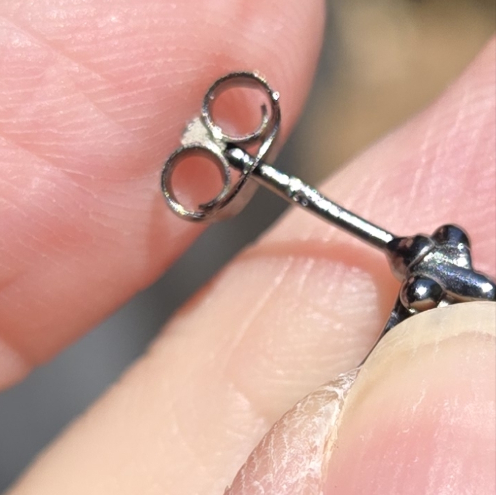 Green Onyx Sterling & Rhodium Earrings - Picture 7 of 9